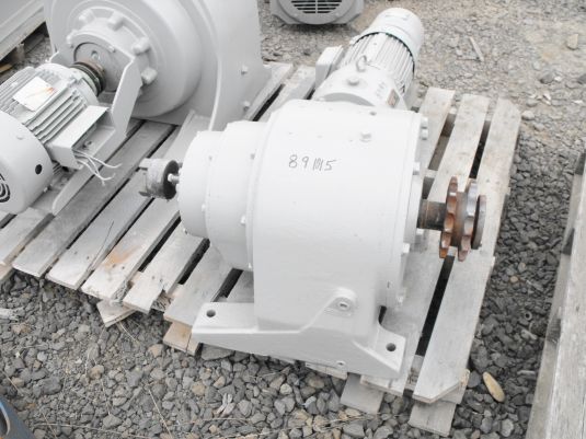 Used Westinghouse In-Line Reducer, Est. 5HP, 47:1, 45 RPM