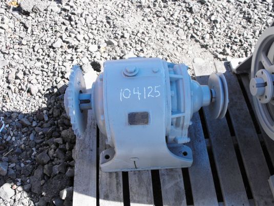 Used SKK In-Line Reducer, 2HP, 25 RPM out