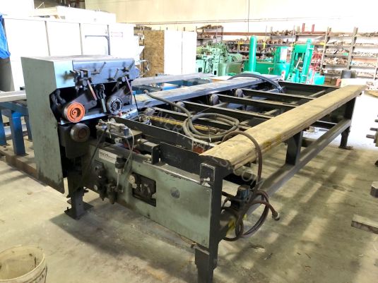 Doucet Moulder Feed Table, Model MF-20-12 Lateral Chain Moulder Feed Table