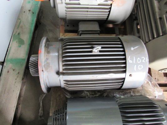 Used Toshiba 20 HP, 1800 RPM