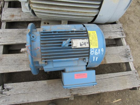 SEW - Eurodrive TEFC Motor, Type DFV132M4, 10HP, 1740 RPM