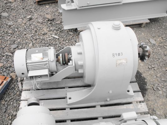 GE In-Line Reducer with Shovel Base + Motor, 3HP, 30 RPM