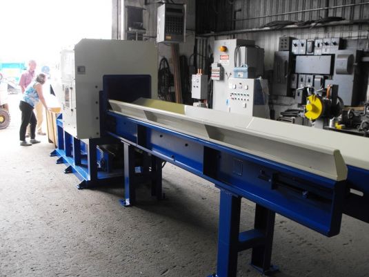 New OLIVER Sawdust Machine (Brothers) Model YM-250BM Stationary Sawdust Machine